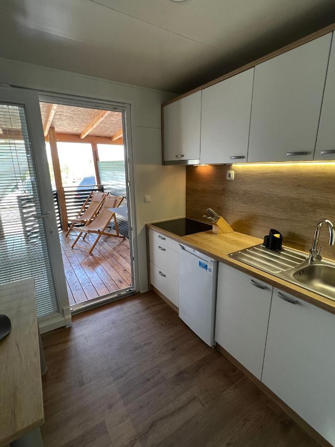 Zen Murter Mobil Home Бетина Екстер'єр фото