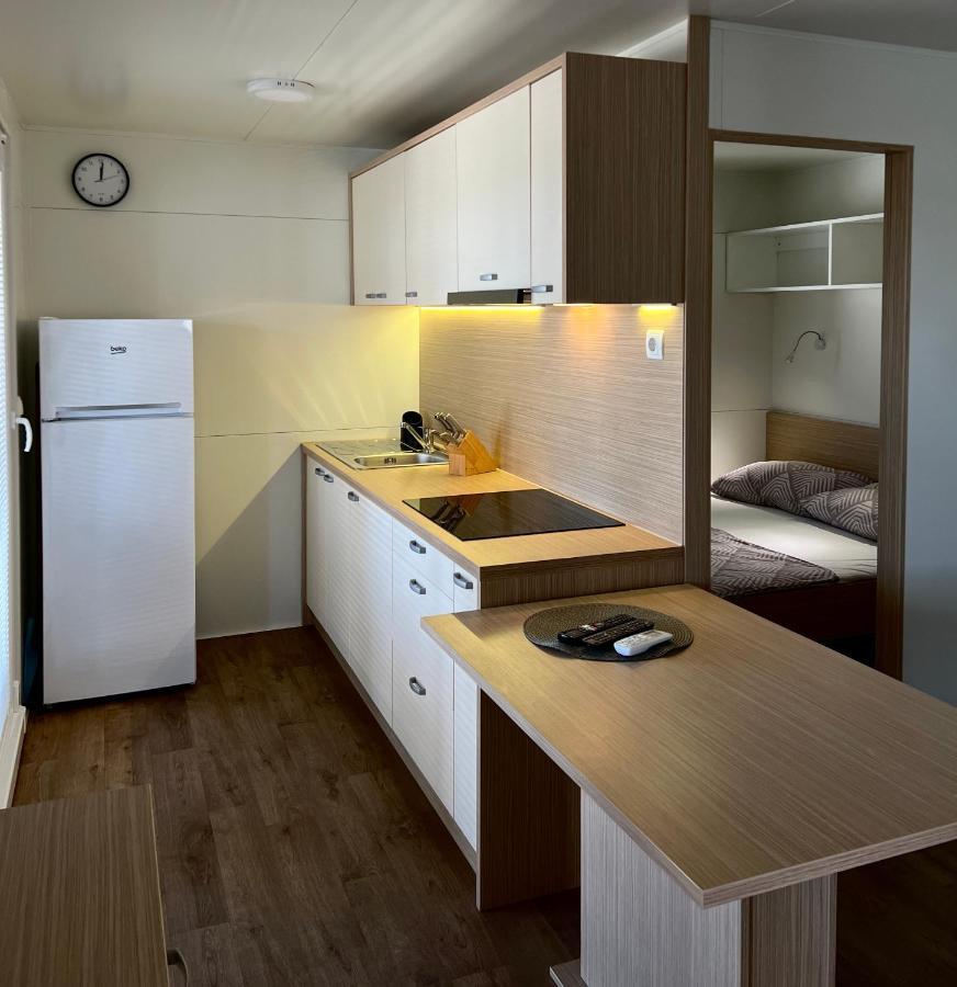 Zen Murter Mobil Home Бетина Екстер'єр фото